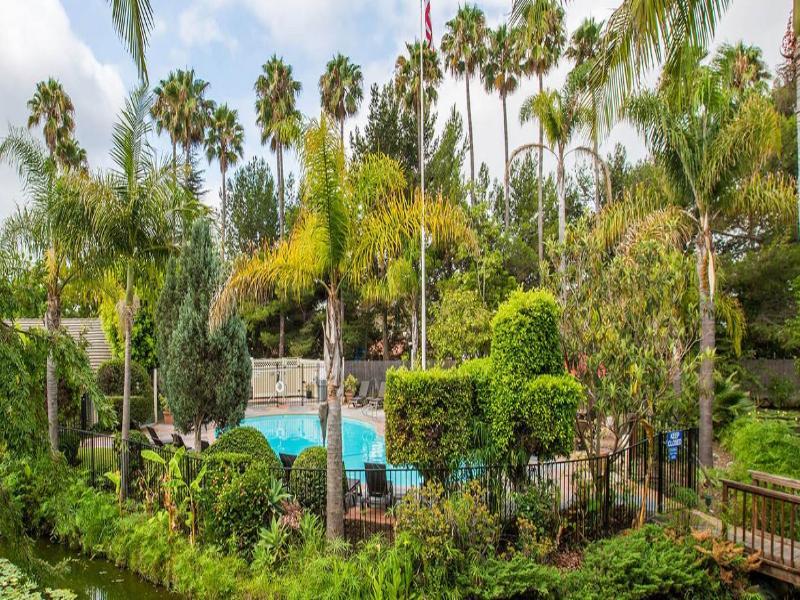 Ramada By Wyndham Santa Barbara Goleta Exterior foto