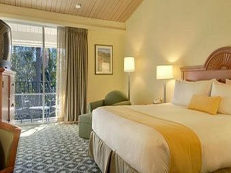 Ramada By Wyndham Santa Barbara Goleta Exterior foto